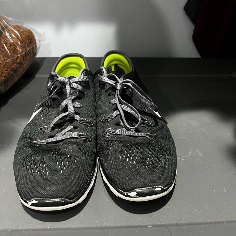 Nike Free Tr Fit 5 Black White Sneakers